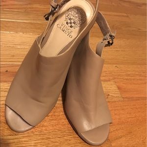 Vince Camuto Size 8 1/2 Wide Bootie Heels
